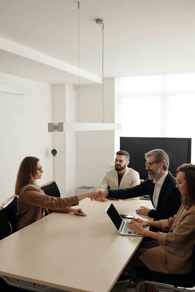 Image of two people handshaking